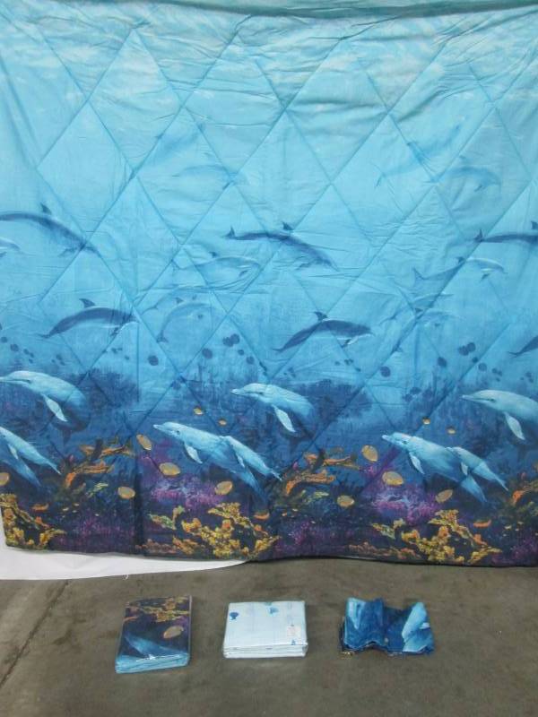 Alcove Dolphin Cove Bed Set and Accessories - Queen