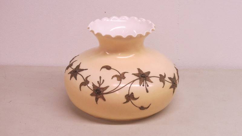 lot 59 image: Antique Glass Hurricane Lamp Shade