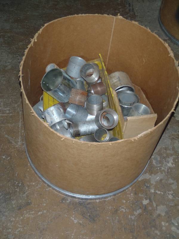 Galvanized Nipples and Fittings