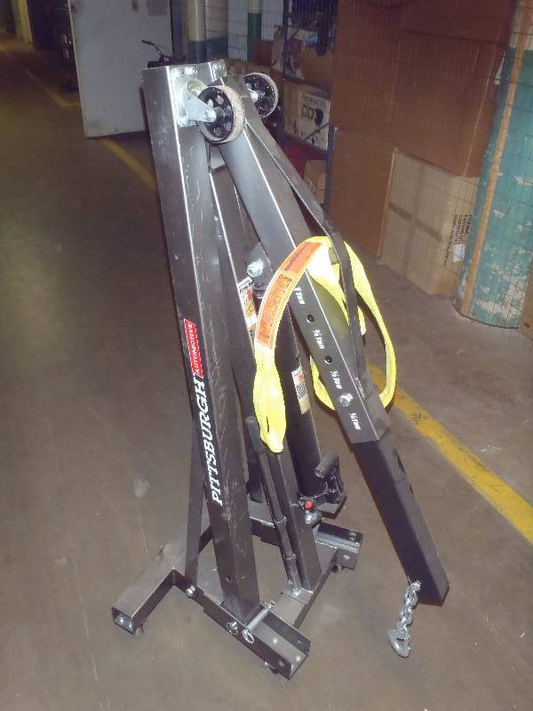 1-Ton Engine Hoist