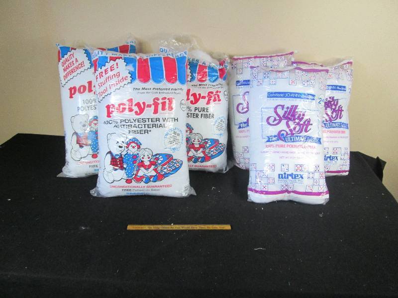 lot 43 image: Poly-Fill