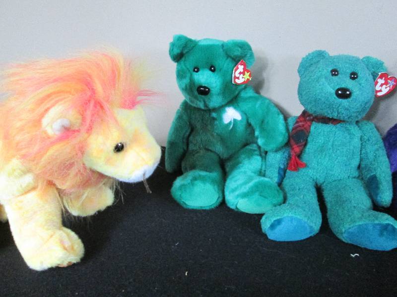 lot 81 image: Beanie Buddy & Originals