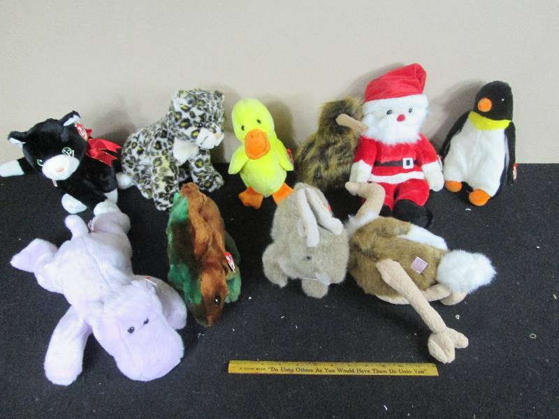 lot 83 image: Beanie Buddy & Originals