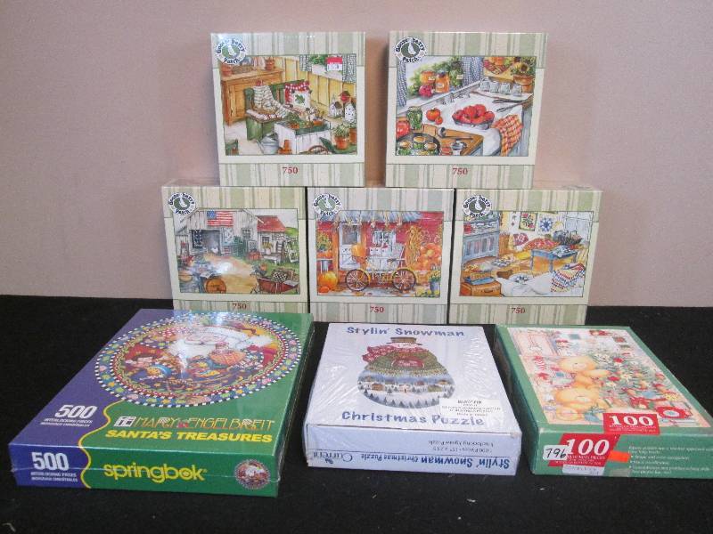 lot 89 image: Assortment of Puzzles