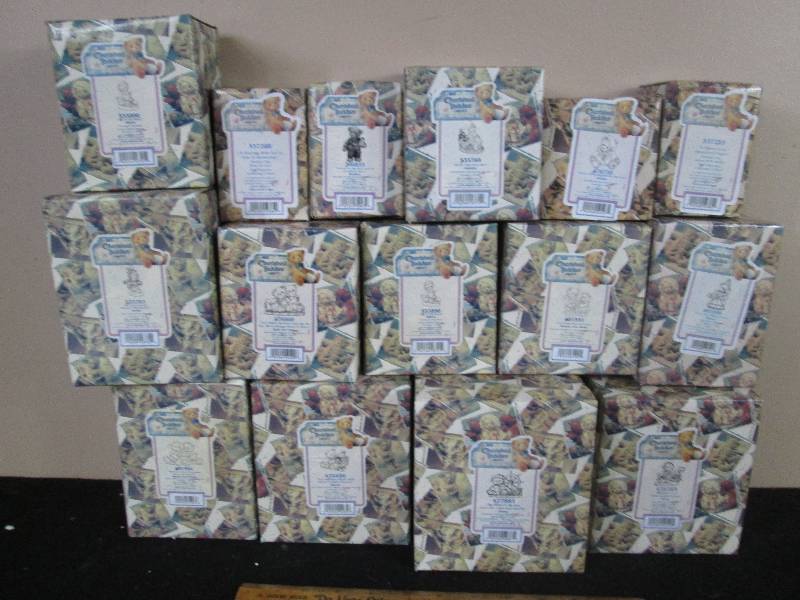 lot 103 image: Cherished Teddies