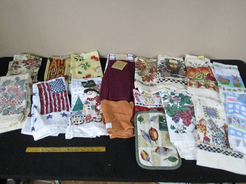 lot 216 image: Dish Towels