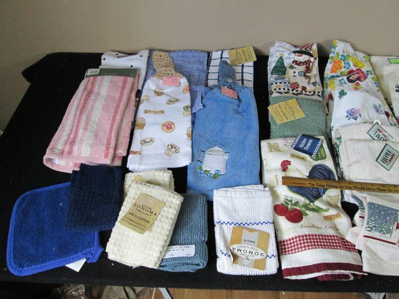 lot 222 image: Dish Towels