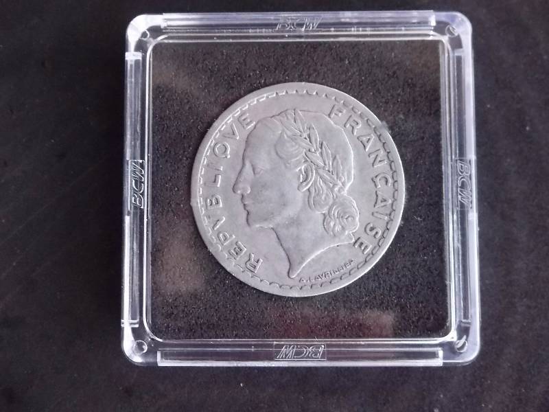 1-1945 5-Francs Coin From France