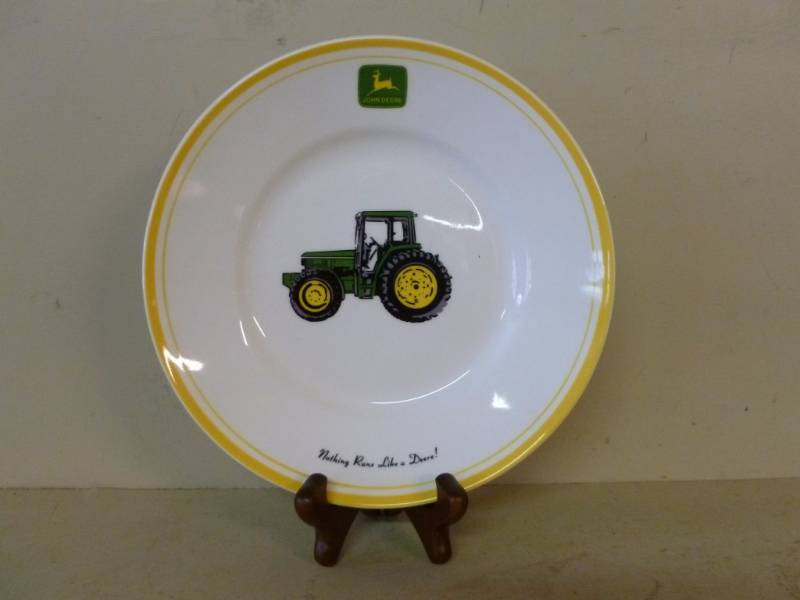 lot 15 image: John Deere Collectible