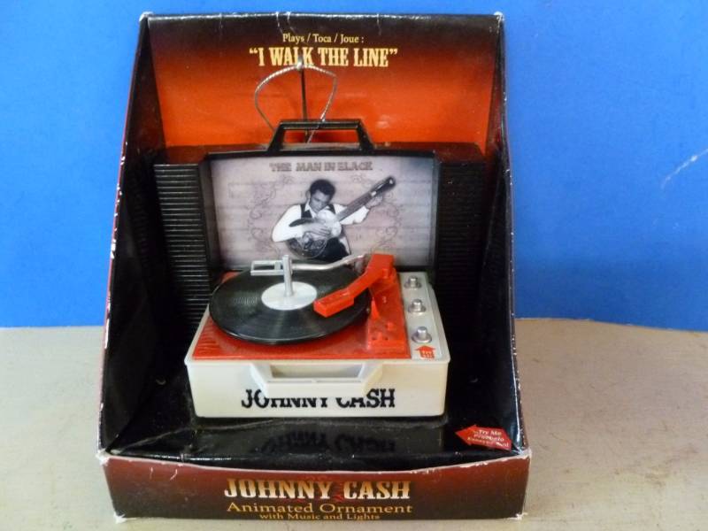 lot 19 image: Johnny Cash Collectible