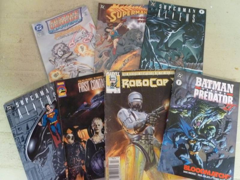 lot 33 image: Comic Books