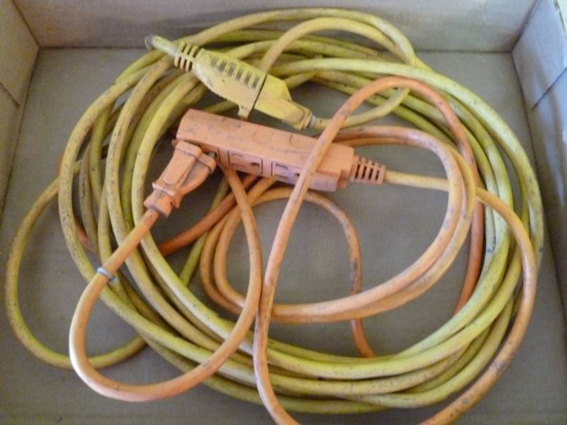 lot 76 image: Extension Cord