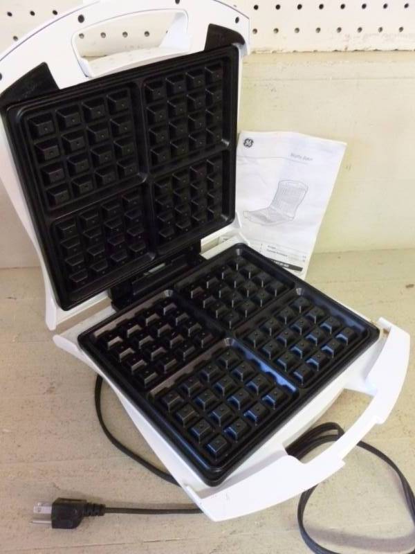 lot 89 image: Waffle Maker
