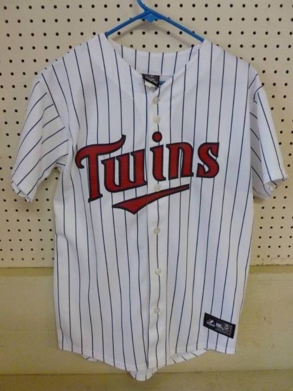 lot 186 image: Twins Jersey