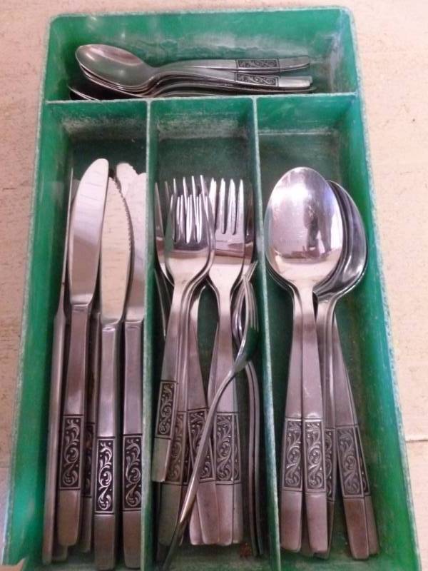 lot 252 image: Stainless Flatware