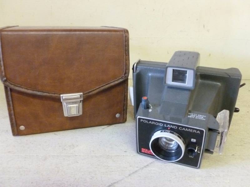 lot 336 image: Camera