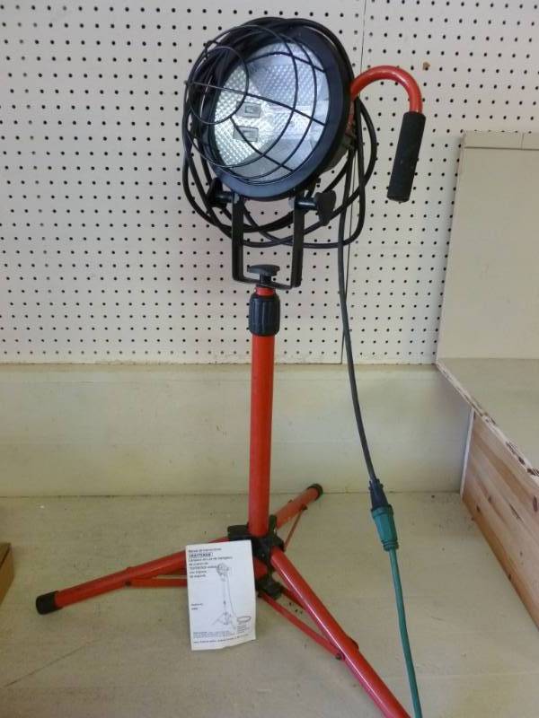 lot 352 image: Halogen Work Light