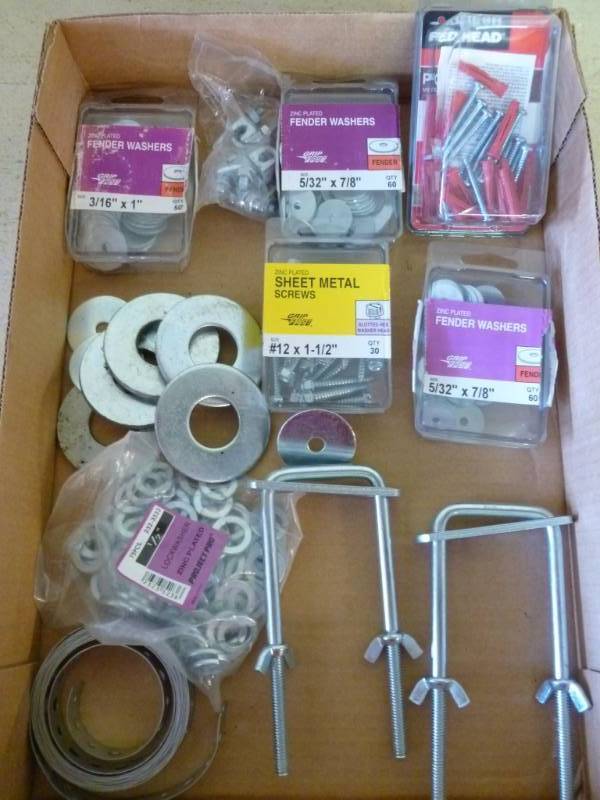 lot 418 image: Hardware