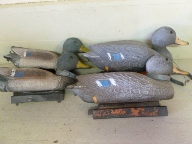 lot 452 image: Duck Decoys