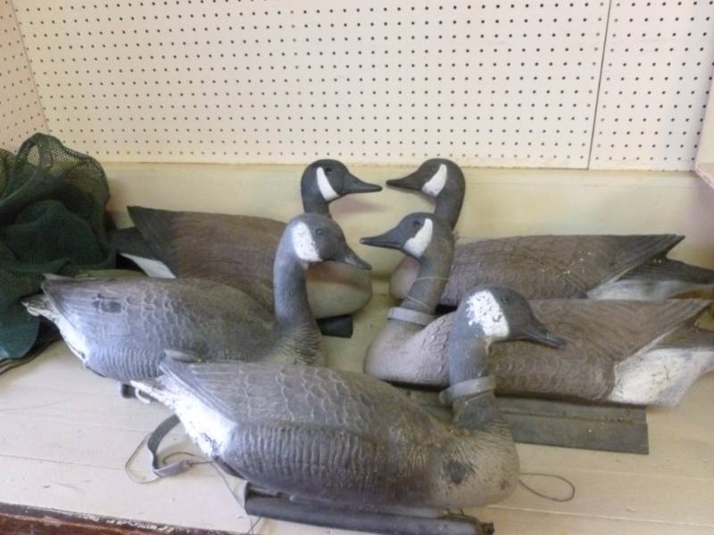 lot 459 image: Goose Decoys