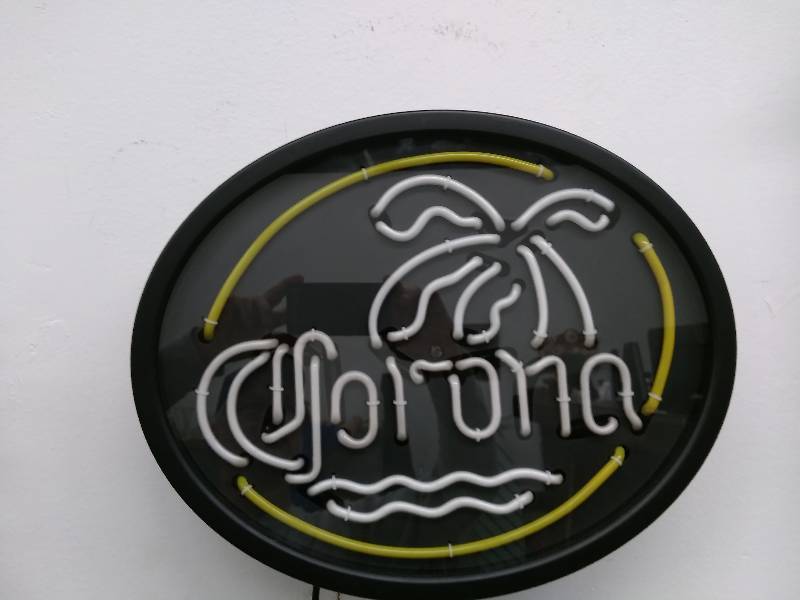 lot 3 image: Corona Neon Sign