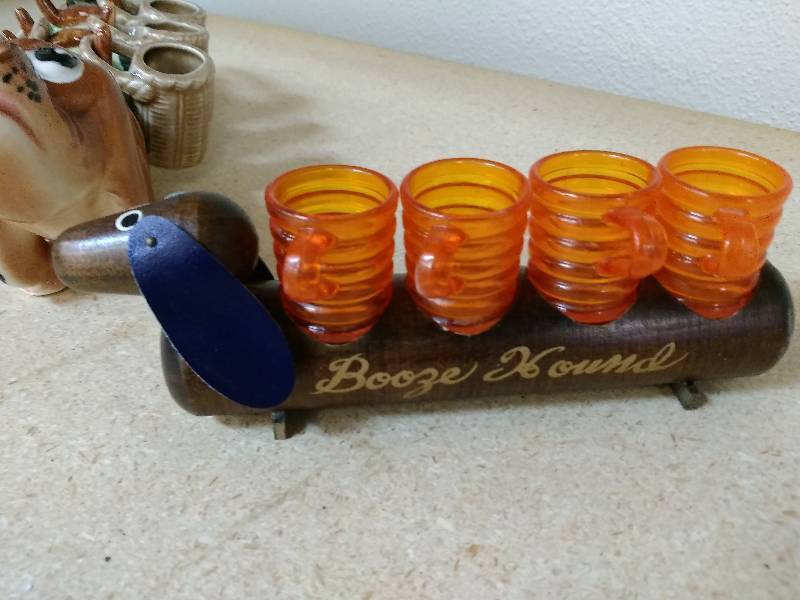 lot 36 image: Doggie Shot Glass Holders