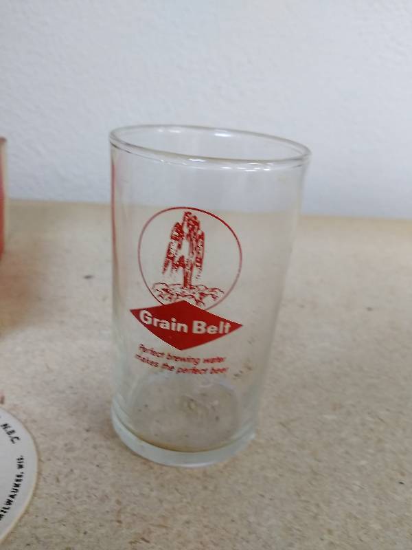 lot 37 image: Beer Glass Lot