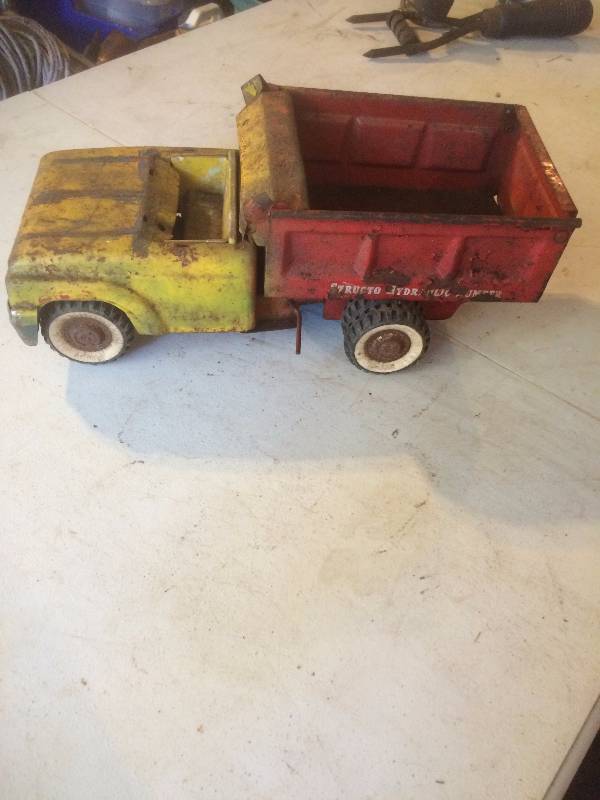 Toy truck for parts or repair