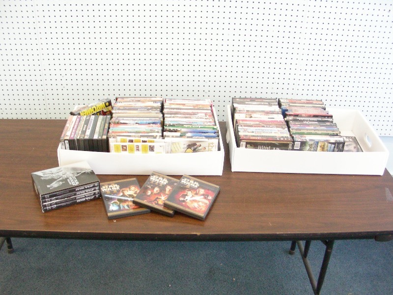Large Lot of HUNDREDS of DVDs