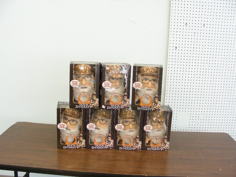 7 New in Box Duck Dynasty Heads