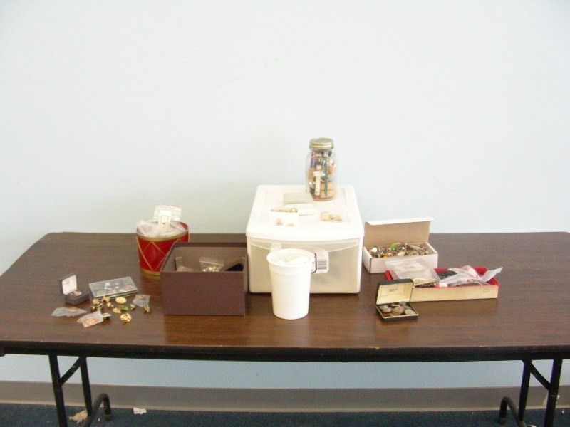 Large Lot of Sterling etc Misc Jewelry, Pin Backs, Buttons etc.