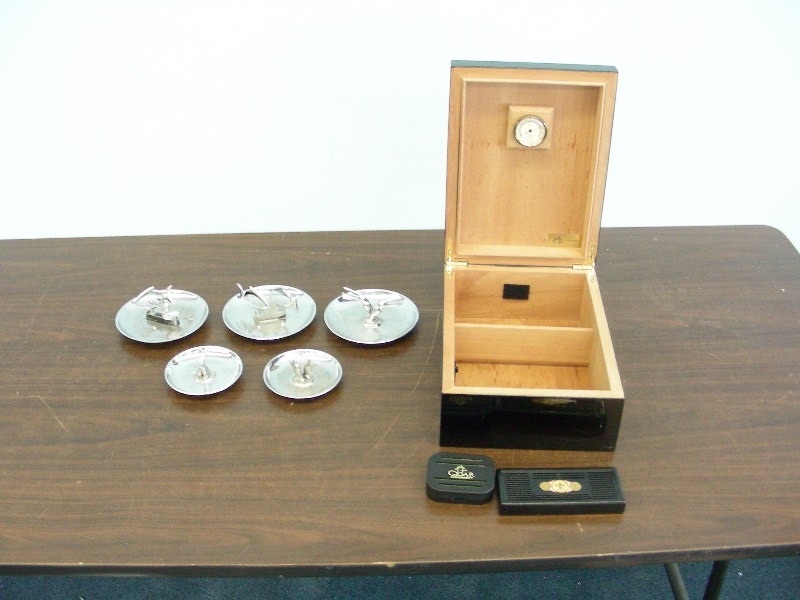 Lot of Vintage Ashtrays, Humidor, etc.