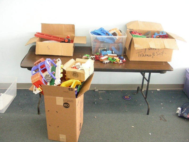Large Lot of Kids Geo Trax, Playskool, Thomas, etc. Toy Train sets