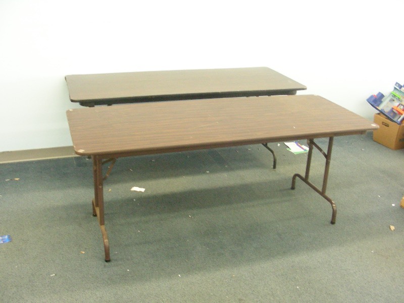 2 Nice Heavy Duty 6 Folding Tables