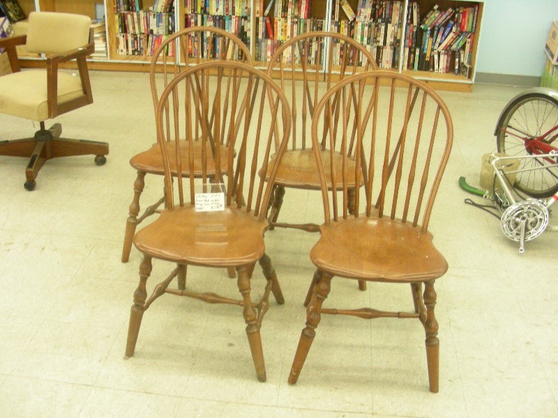 Lot of 4 HIGH END Solid Wood Whitney Brace Back Windsor Chairs