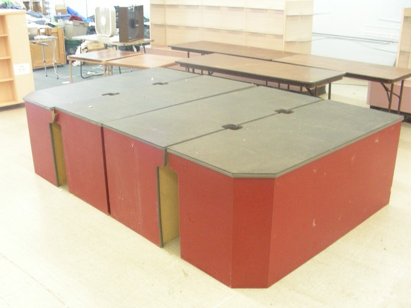 4 Counter Top Retail Displays