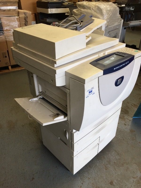 Xerox Workcentre 5675 Printer   View all pictures for more details   Bring your own help to load