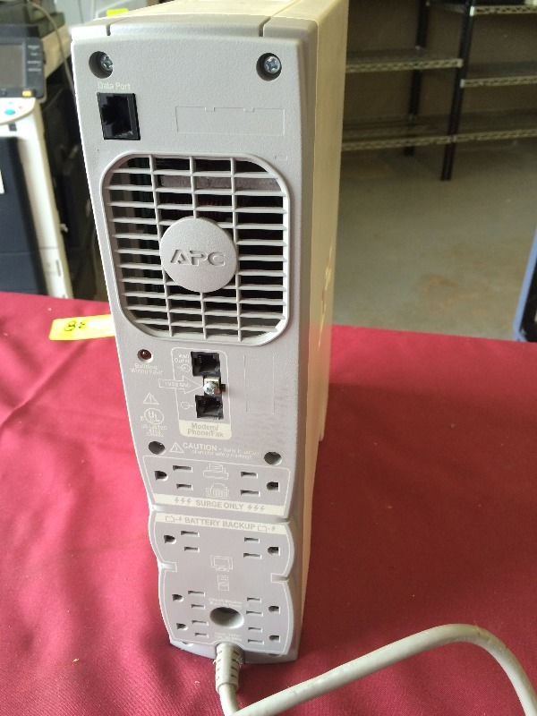APC Power Backup  XS1000