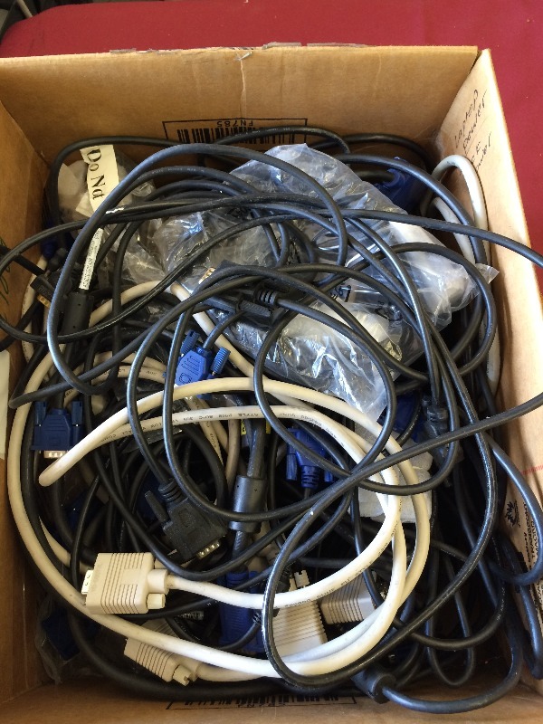 VGA Power Cables   box lot
