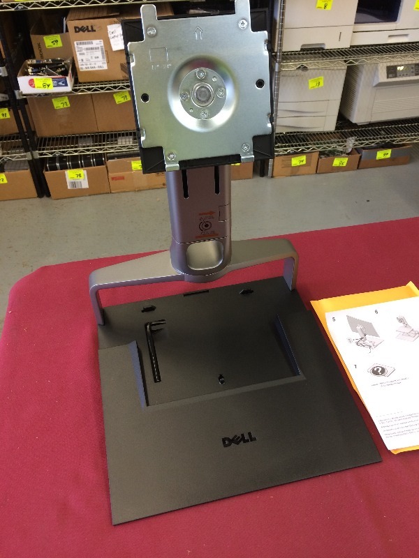 Dell IM5.Y2  Flat panel Monitor Stand   NEW