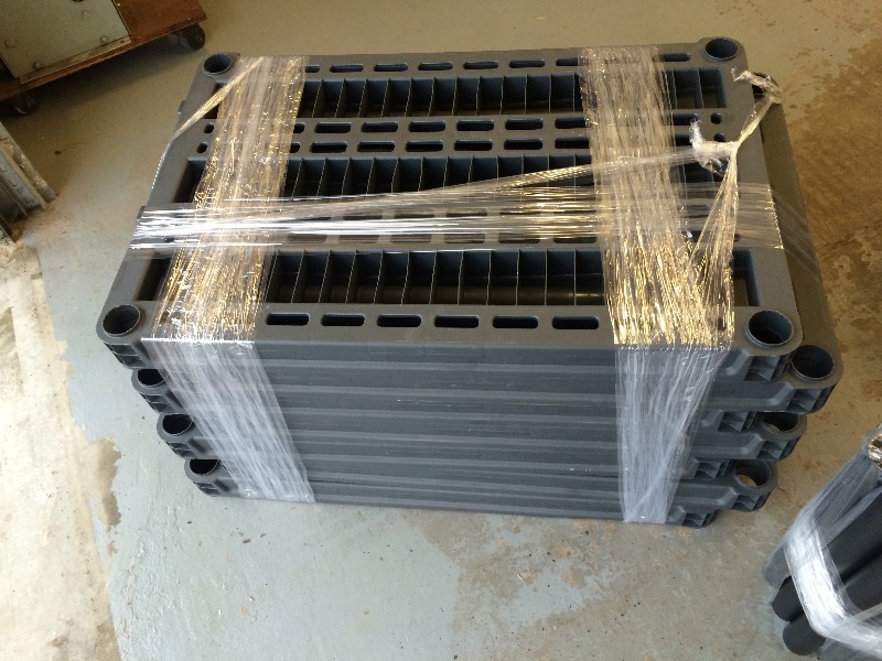 7 tier Heavy Duty Plastic Shelving  36 x 23 98 h  Like New