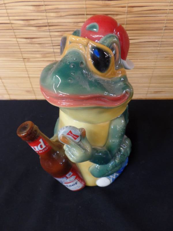 lot 70 image: Budweiser Stein