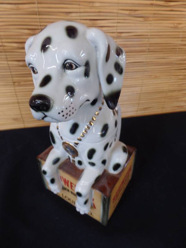 lot 72 image: Budweiser Stein