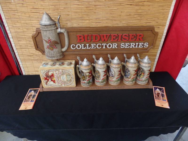 lot 85 image: Anheuser-Busch Collector Series with Display