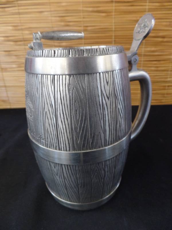 lot 146 image: Anheuser-Busch Steins