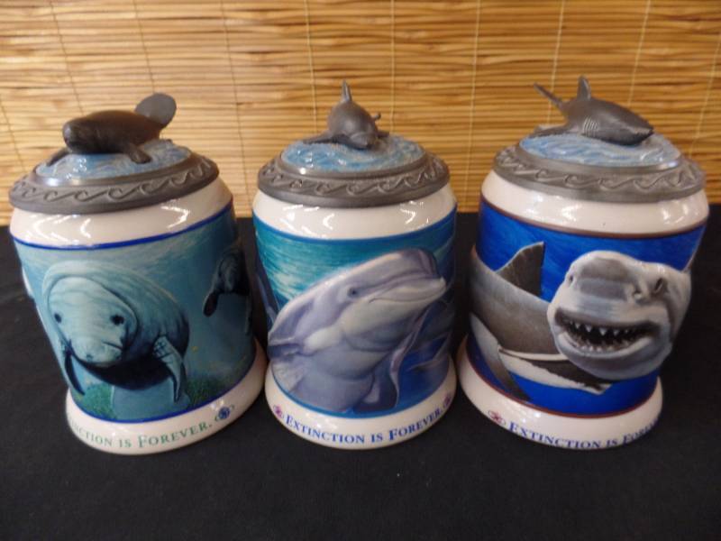 lot 162 image: Anheuser Busch Series Steins