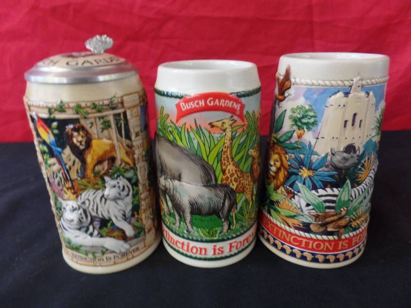 lot 204 image: Busch Gardens Steins