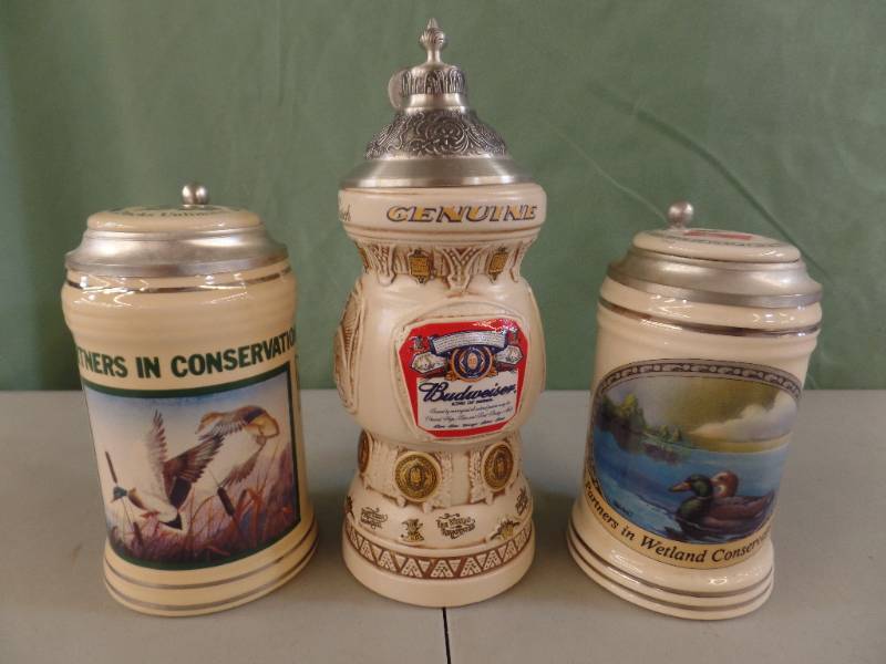 lot 263 image: Budseiser Steins