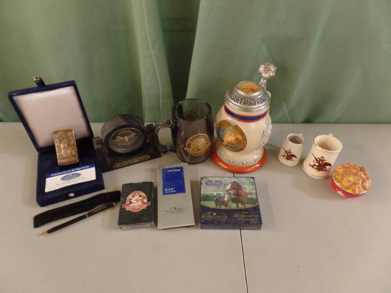 lot 275 image: Anheuser-Busch Stein & Novelties