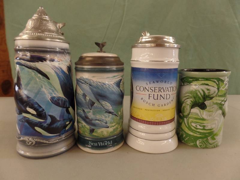 lot 290 image: Sea World Steins